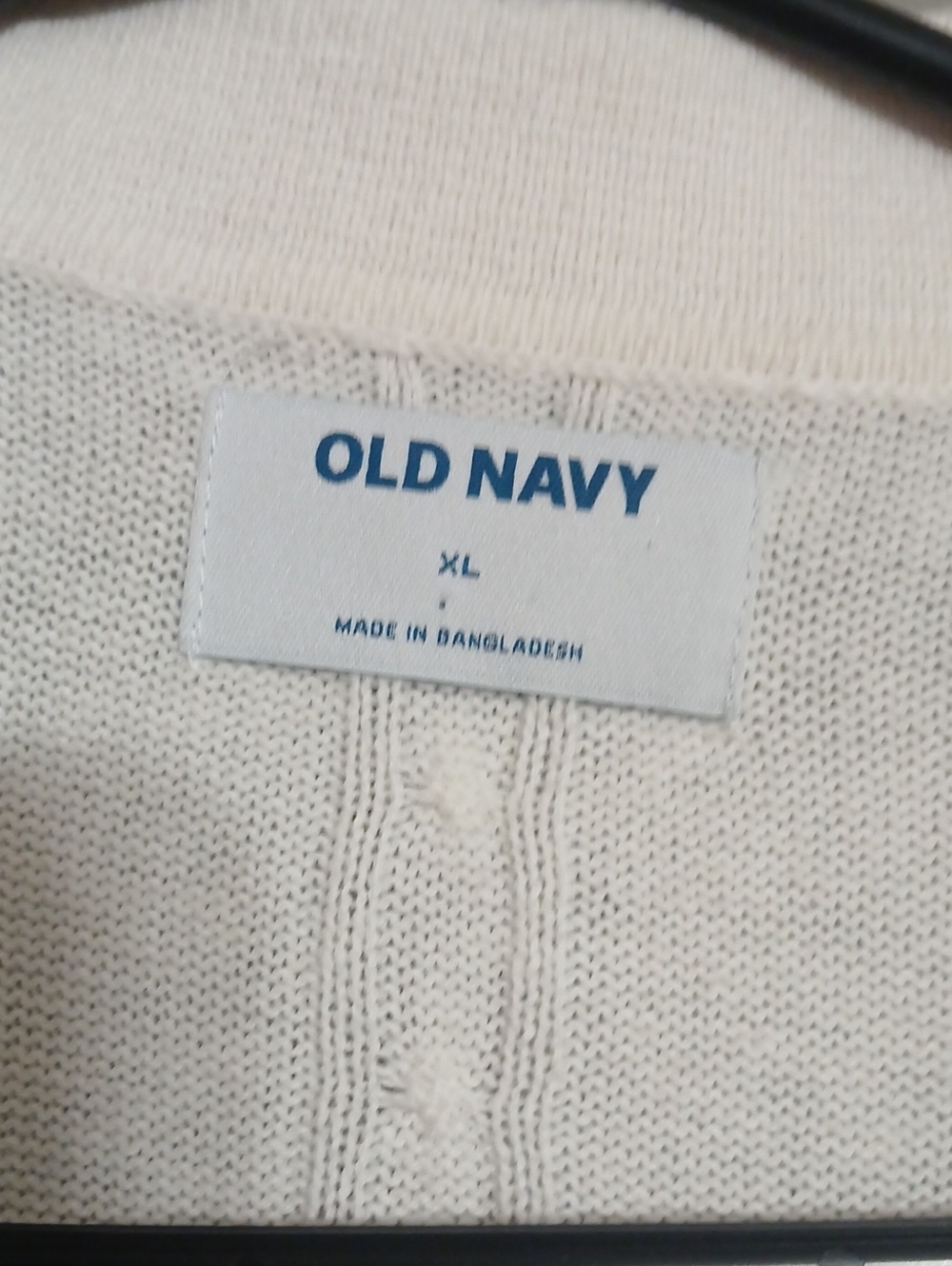 Old Navy Men's Cream Short-Sleeve Knit Polo - Picture 4 of 7